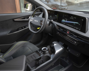 Kia EV6 GT int 02